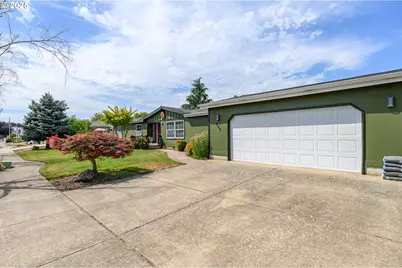 929 NE Hide Away Dr, McMinnville, OR 97128 - Photo 5