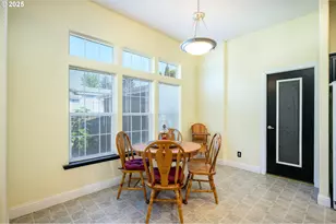 929 NE Hide Away Dr, McMinnville, OR 97128 - Photo 25