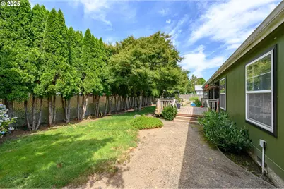 929 NE Hide Away Dr, McMinnville, OR 97128 - Photo 41