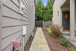 20881 SW Edgemont St, Beaverton, OR 97003 - Photo 35