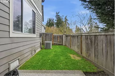 20881 SW Edgemont St, Beaverton, OR 97003 - Photo 31