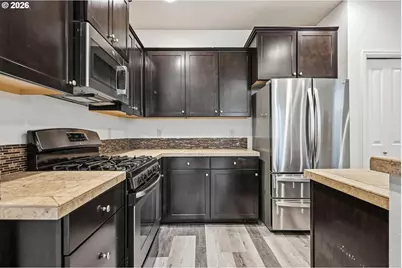 20881 SW Edgemont St, Beaverton, OR 97003 - Photo 5