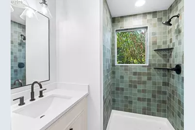 8416 SE Clay St #4, Portland, OR 97216 - Photo 11