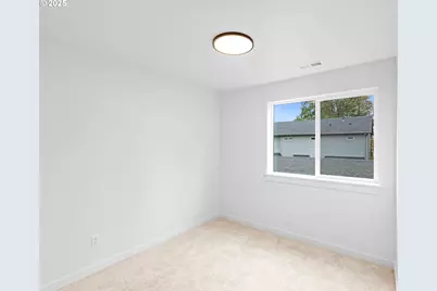 8416 SE Clay St #4, Portland, OR 97216 - Photo 9