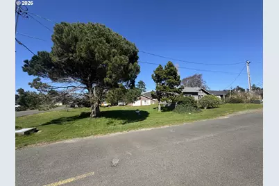 1401 270th Pl, Ocean Park, WA 98640 - Photo 39