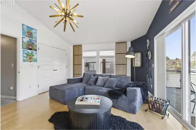 510 N Tomahawk Island Dr, Portland, OR 97217 - Photo 33