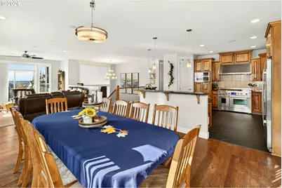 1830 NW Larkspur St, Camas, WA 98607 - Photo 13