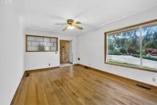 4655 SW Pendleton St, Portland, OR 97221 - Photo 9
