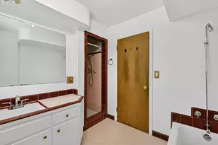 4655 SW Pendleton St, Portland, OR 97221 - Photo 21