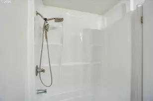7420 NE 62nd Ave, Vancouver, WA 98661 - Photo 11