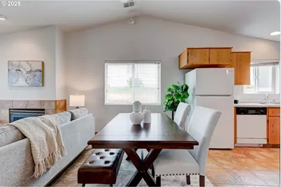 15415 SW Picadilly Ln, Beaverton, OR 97007 - Photo 13