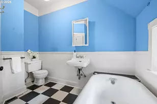 4265 Lief Erikson Dr, Astoria, OR 97103 - Photo 33