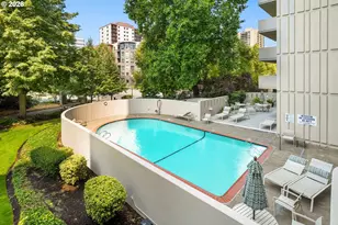2211 SW 1st Ave, Portland, OR 97201 - Photo 9