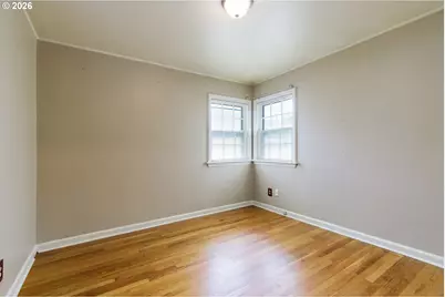 232 NE Russet St, Portland, OR 97211 - Photo 7