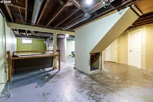 232 NE Russet St, Portland, OR 97211 - Photo 19