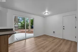 2340 SE 113th Ave, Portland, OR 97216 - Photo 7