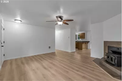 2340 SE 113th Ave, Portland, OR 97216 - Photo 5