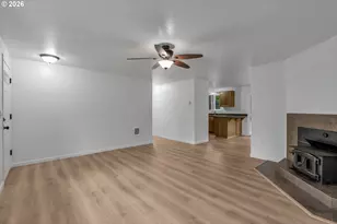 2340 SE 113th Ave, Portland, OR 97216 - Photo 5