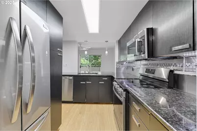 6685 W Burnside St #310, Portland, OR 97210 - Photo 13