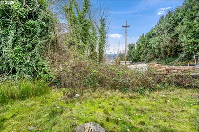 7040 SW Brier Pl, Portland, OR 97219 - Photo 27