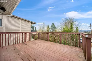 7040 SW Brier Pl, Portland, OR 97219 - Photo 25