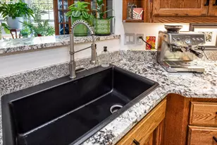 510 S 6th St, Springfield, OR 97477 - Photo 17