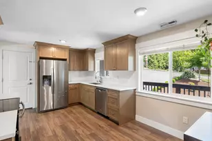 7712 NW 15th Ave, Vancouver, WA 98665 - Photo 5