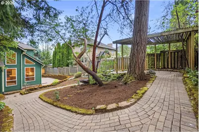 16860 SW Blackberry Ln, Beaverton, OR 97007 - Photo 47