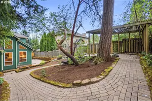 16860 SW Blackberry Ln, Beaverton, OR 97007 - Photo 47