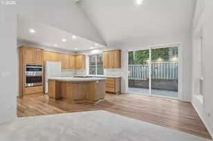 16860 SW Blackberry Ln, Beaverton, OR 97007 - Photo 17