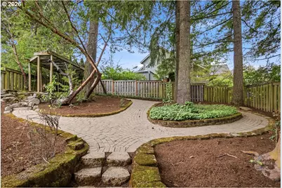 16860 SW Blackberry Ln, Beaverton, OR 97007 - Photo 41