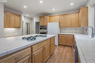 16860 SW Blackberry Ln, Beaverton, OR 97007 - Photo 17