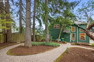 16860 SW Blackberry Ln, Beaverton, OR 97007 - Photo 31