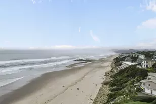 1068 NW 6th Ct, Lincoln City, OR 97367 - Photo 43