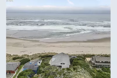 1068 NW 6th Ct, Lincoln City, OR 97367 - Photo 3