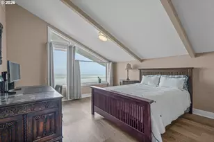 1068 NW 6th Ct, Lincoln City, OR 97367 - Photo 39