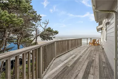 1068 NW 6th Ct, Lincoln City, OR 97367 - Photo 41