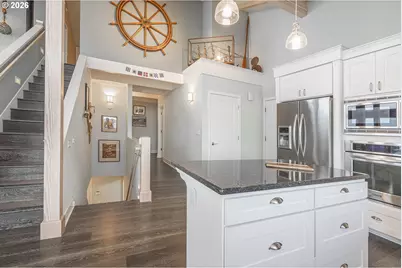 1068 NW 6th Ct, Lincoln City, OR 97367 - Photo 31