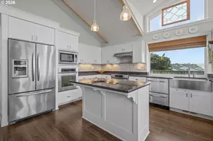 1068 NW 6th Ct, Lincoln City, OR 97367 - Photo 25