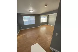 303 Taylor St, Sutherlin, OR 97479 - Photo 19