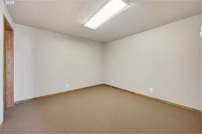 2150 Cross St, Eugene, OR 97402 - Photo 9