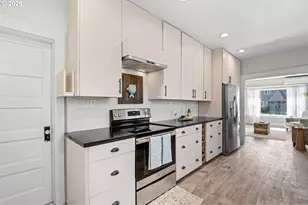 301 Columbia St, Kelso, WA 98626 - Photo 17