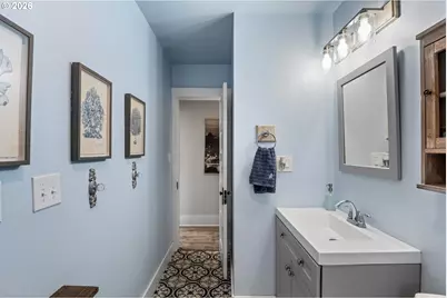 301 Columbia St, Kelso, WA 98626 - Photo 27