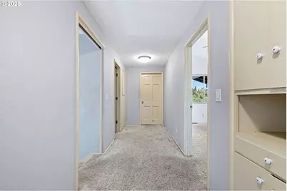 32313 Green Acres Loop, Cottage Grove, OR 97424 - Photo 23