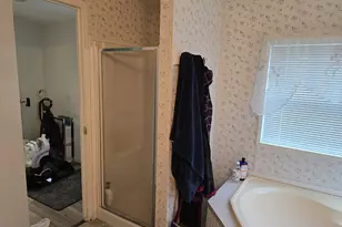 217 NE Peggy Ave, Roseburg, OR 97470 - Photo 15