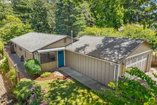 915 7th St, Hood River, OR 97031 - Photo 1