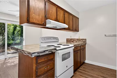 7552 N Gilbert Ave, Portland, OR 97203 - Photo 15