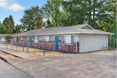 7552 N Gilbert Ave, Portland, OR 97203 - Photo 1