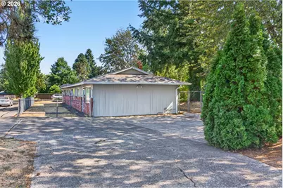 7552 N Gilbert Ave, Portland, OR 97203 - Photo 7