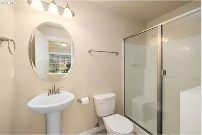 28528 SW Dundee Ln, Wilsonville, OR 97070 - Photo 31